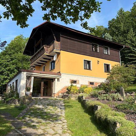 Apartmany Na Vysluni Ceske Svycarsko Jiretin pod Jedlovou Exterior photo