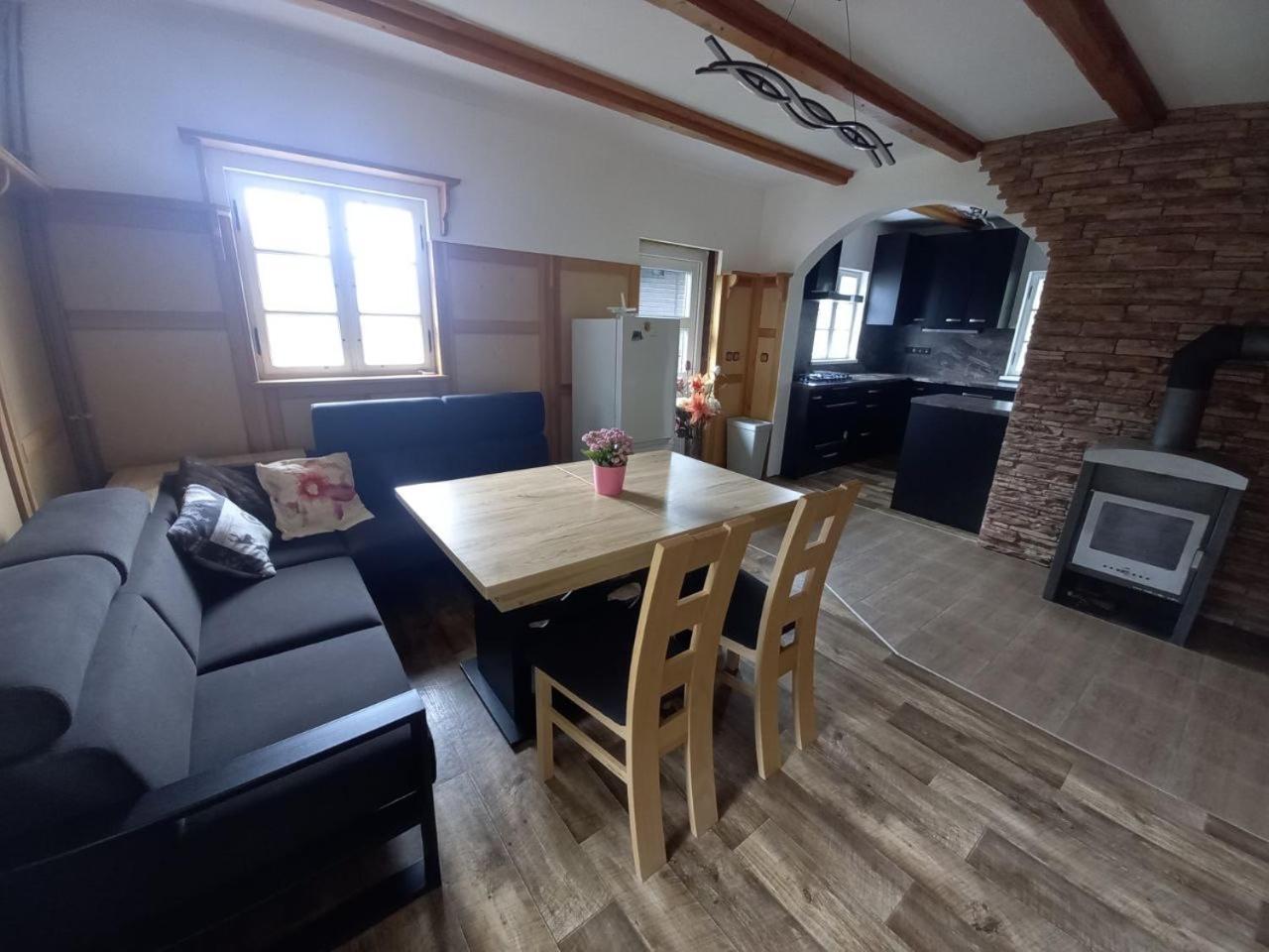 Apartmany Na Vysluni Ceske Svycarsko Jiretin pod Jedlovou Exterior photo